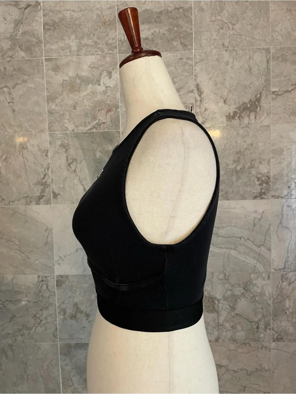 Nike Air Cropped Tank Top